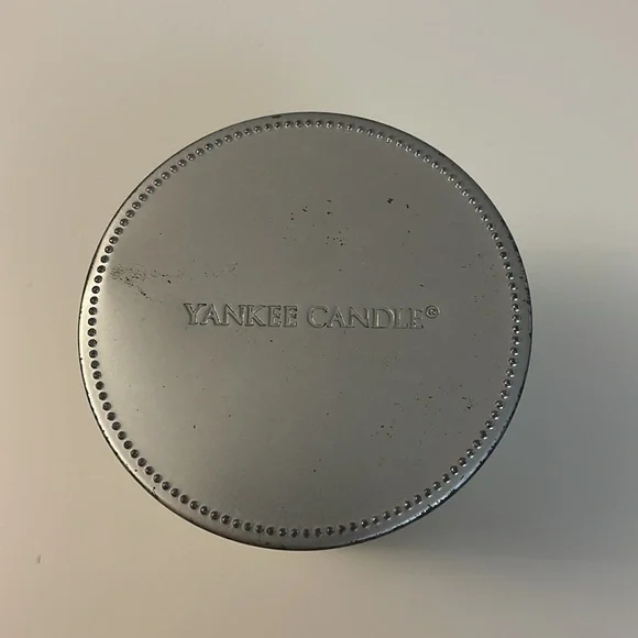 Yankee Candles 11.5 OZ (326g) - Picture 2 of 3